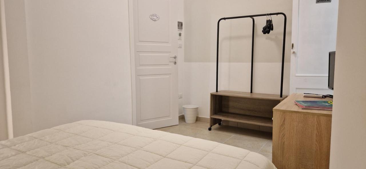 Diaz Rooms เลชเช ภายนอก รูปภาพ
