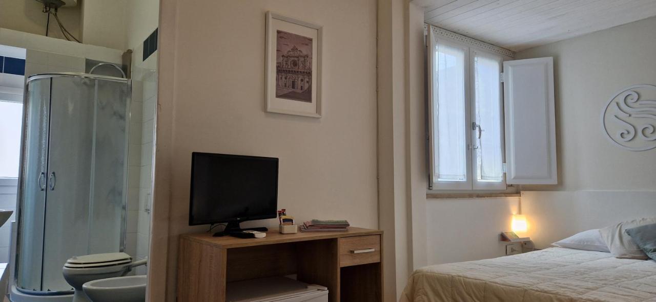 Diaz Rooms เลชเช ภายนอก รูปภาพ