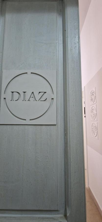 Diaz Rooms เลชเช ภายนอก รูปภาพ
