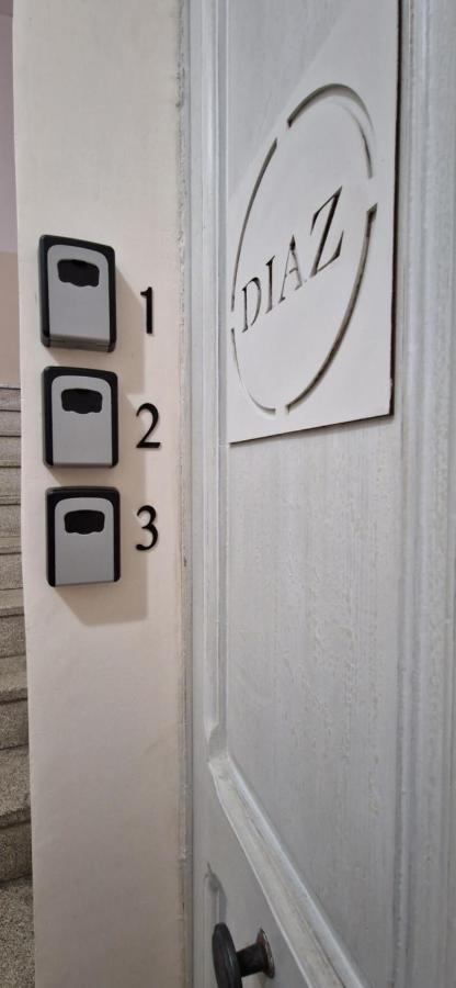 Diaz Rooms เลชเช ภายนอก รูปภาพ